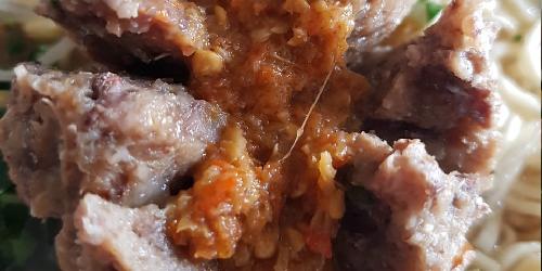 Bakso & Mie Ayam GM Kroya: Rasa yang Menghampiri di Jl. Dr. Soetomo